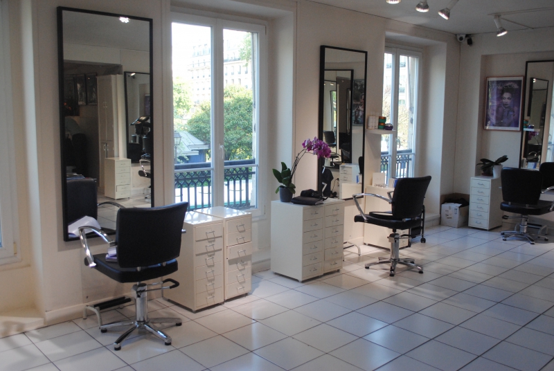 coiffure-COURSEGOULES-min_floor-home-office-property-living-room-room-781228-pxhere.com